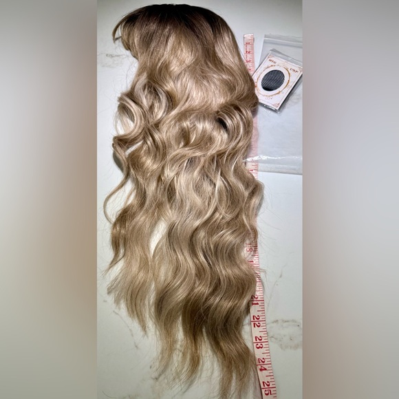 HAIR, 25” Long Wavy Layers, Center Part Bangs Ombre Med Brown/Blonde - Picture 15 of 16